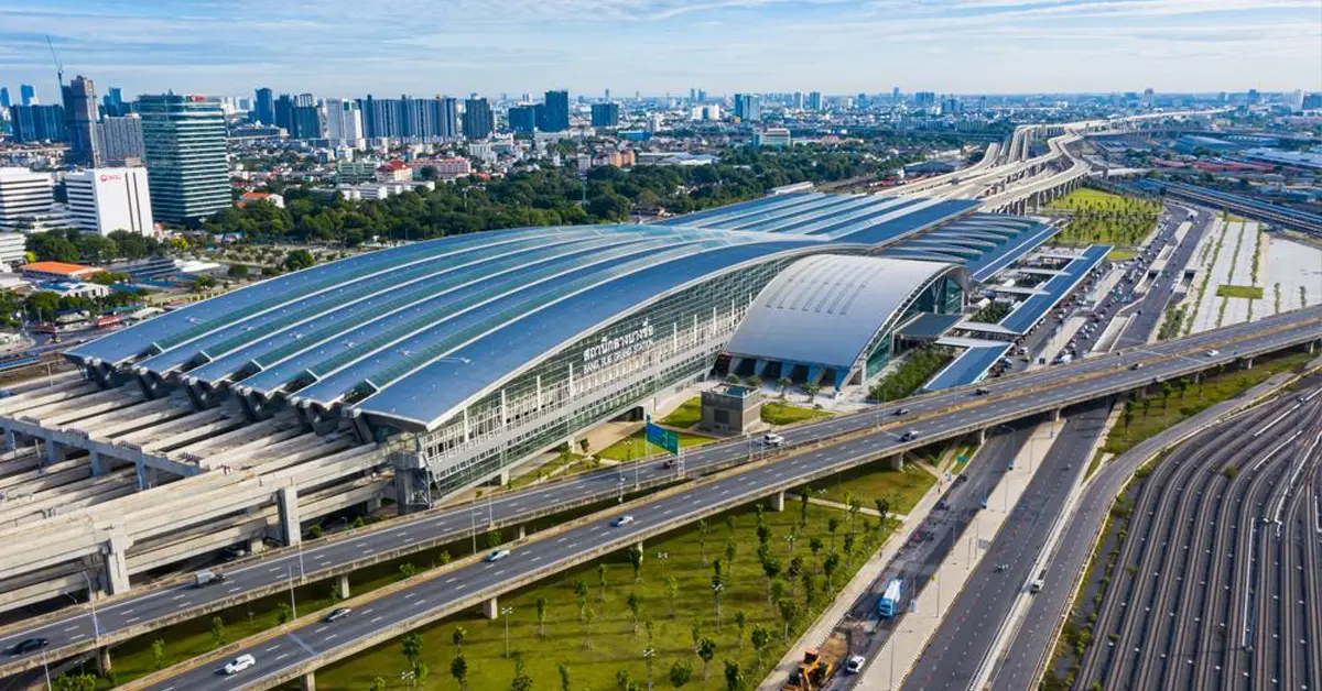 สถานีกลางบางซื่อ สถานีรถไฟใหญ่ที่สุดในอาเซีย สถาปัตยกรรมคลื่นมิราจ ที่ออกแบบให้ทุกคนใช้ได้เท่าเทียมกัน 110 สถานีกลางบางซื้อ1