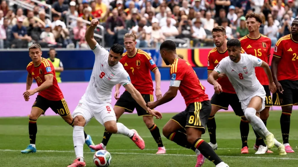 เบลเยียม พบ อิหร่าน 0-0 ใบแดงพลิกเกม เบย์รันวานด์โชว์ฟอร์มเทพคุมทีมเหลือ 10 คน กลุ่ม G ฟีฟ่าเวิลด์คัพ 2026 127 เบลเยียม พบ อิหร่าน