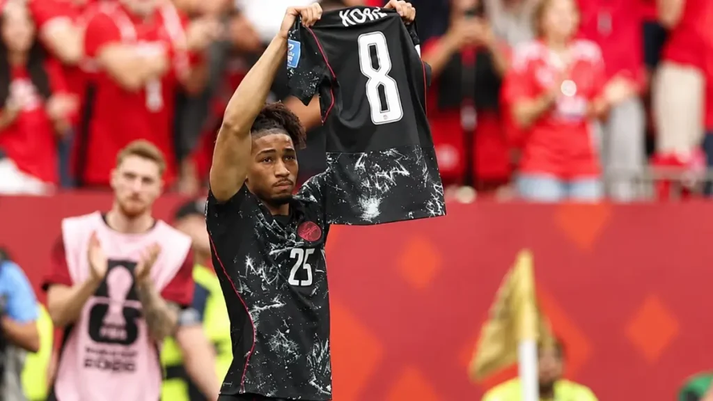 แคนาดา พบ กาตาร์ แคนาดาถล่มกาตาร์ 6-0 ประวัติศาสตร์หน้าใหม่ฟุตบอลโลก กลุ่ม B ฟีฟ่าเวิลด์คัพ 2026 133 แคนาดา พบ กาตาร์