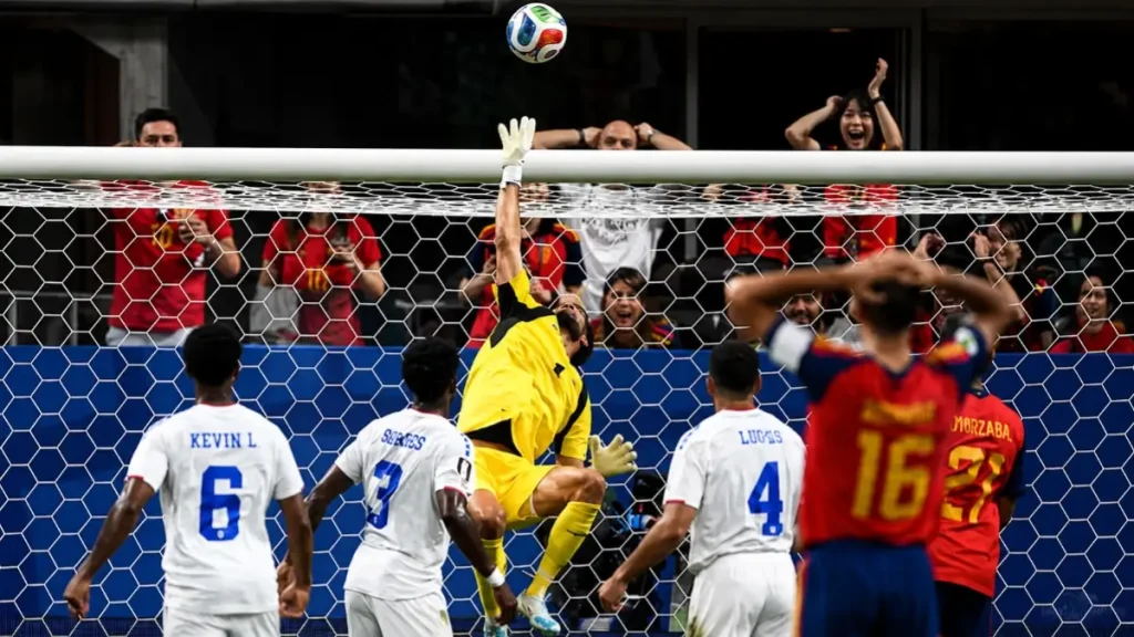 สเปน พบ เคปเวิร์ด สเปน เจอ "กำแพงเขียว" จาก เคปเวิร์ด เสมอ 0-0 ในเกมเปิดหัวกรุ๊ปดี ฟีฟ่าเวิลด์คัพ 2026 132 สเปน พบ เคปเวิร์ด