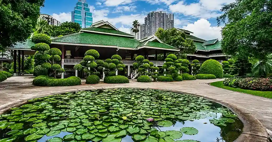 บ้านปาร์คนายเลิศ เรือนไม้สักร้อยปีกลางเพลินจิต ที่ซ่อนเรื่องราวของชายผู้เปลี่ยนหน้าตากรุงเทพฯ 37 บ้านปาร์คนายเลิศ1