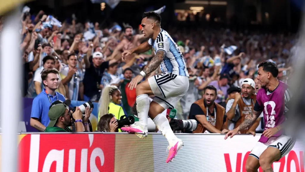 อาร์เจนตินา vs สวิตเซอร์แลนด์ 3-1 รอบ 8 ทีมสุดท้าย Messi ไม่ยิง แต่ยังคือหัวใจ ฟีฟ่าเวิลด์คัพ 2026 71 อาร์เจนตินา vs สวิตเซอร์แลนด์