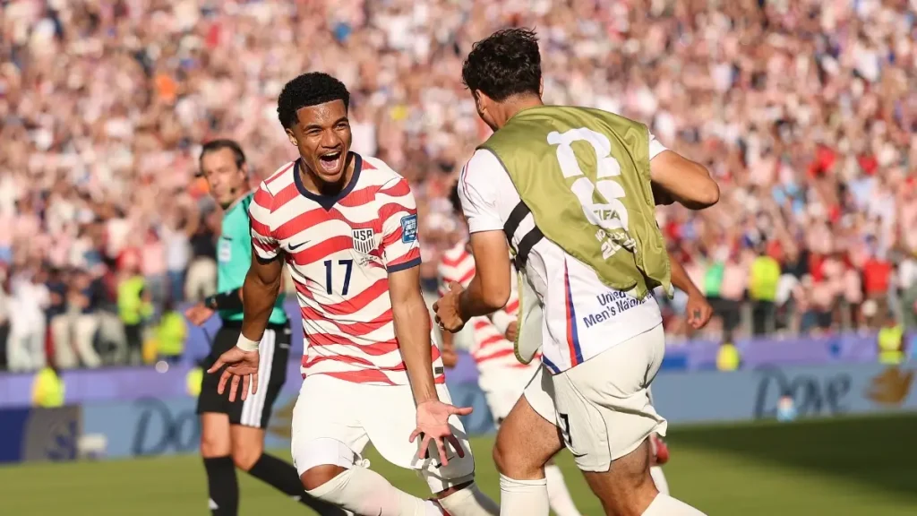 สหรัฐอเมริกา vs บอสเนีย 2-0 รอบ 32 ทีม ทิลล์แมนฟรีคิกสวยปิดฉาก สหรัฐฯ คว้าชัยน็อคเอาท์ครั้งแรกในรอบ 24 ปี ฟีฟ่าเวิลด์คัพ 2026 114 สหรัฐอเมริกา vs บอสเนีย