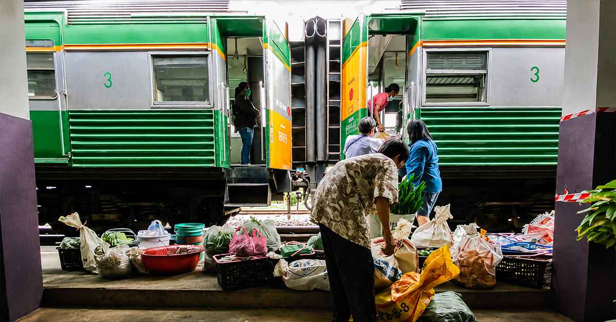 ตลาดสถานีรถไฟมักกะสัน ตลาดสดใต้ทางด่วนที่ยังเปิดขายตั้งแต่แปดโมงเช้า ก่อนที่คนกรุงเทพฯ ส่วนใหญ่จะตื่น 65 ตลาดสถานีรถไฟมักกะสัน2